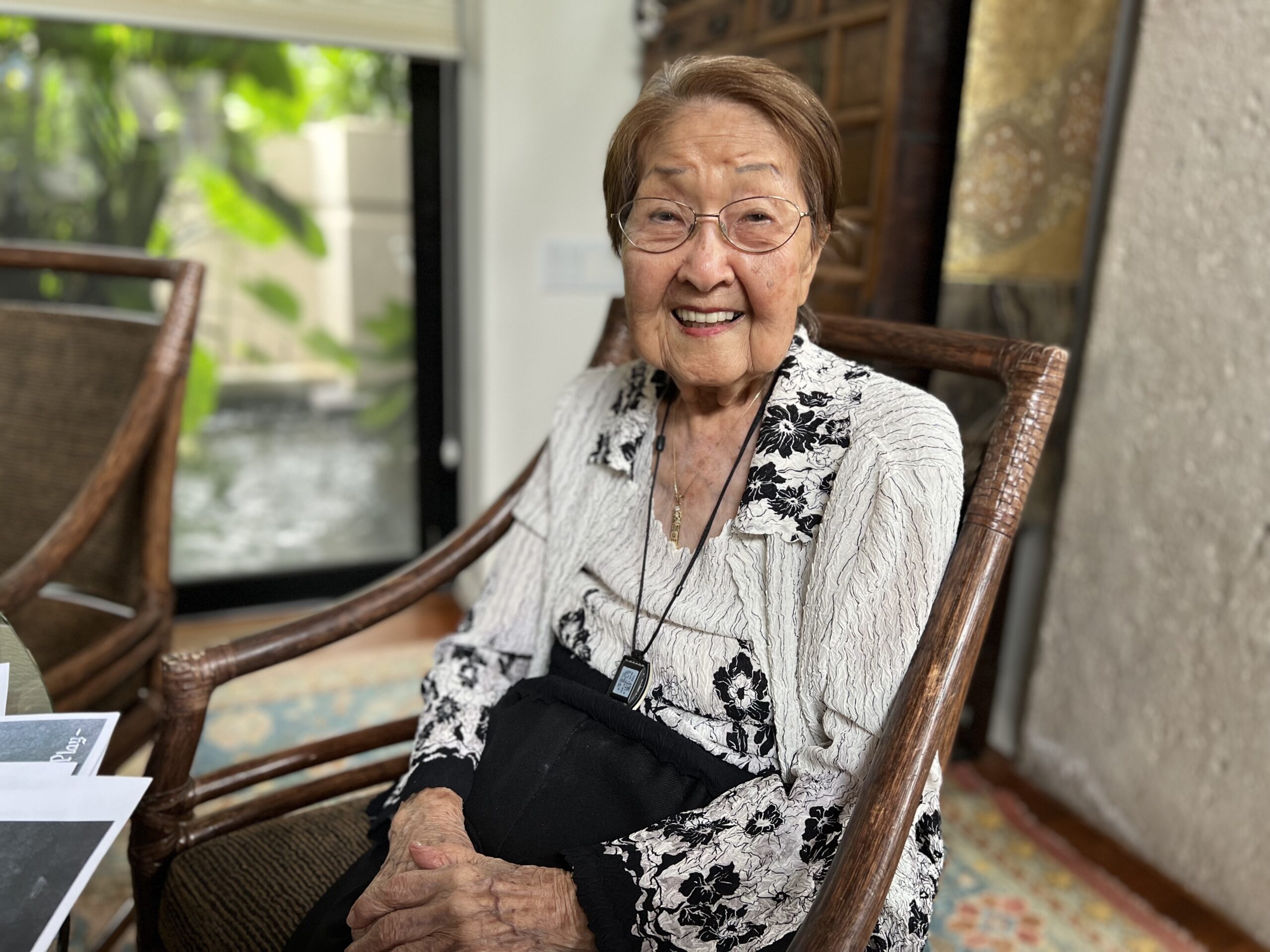 Eleanor Takahashi Oxley ’40 fondly recalls her formative years at Mid-Pacific Institute